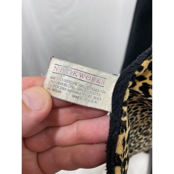 Woman’s Polartec Scarf Neckworks Black Cheetah Print 60 Inch X 10.5 Inch - Picture 7 of 7